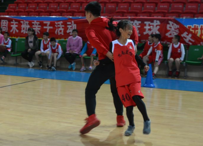 篮球小学生基本功训练教学反思怎么写_0